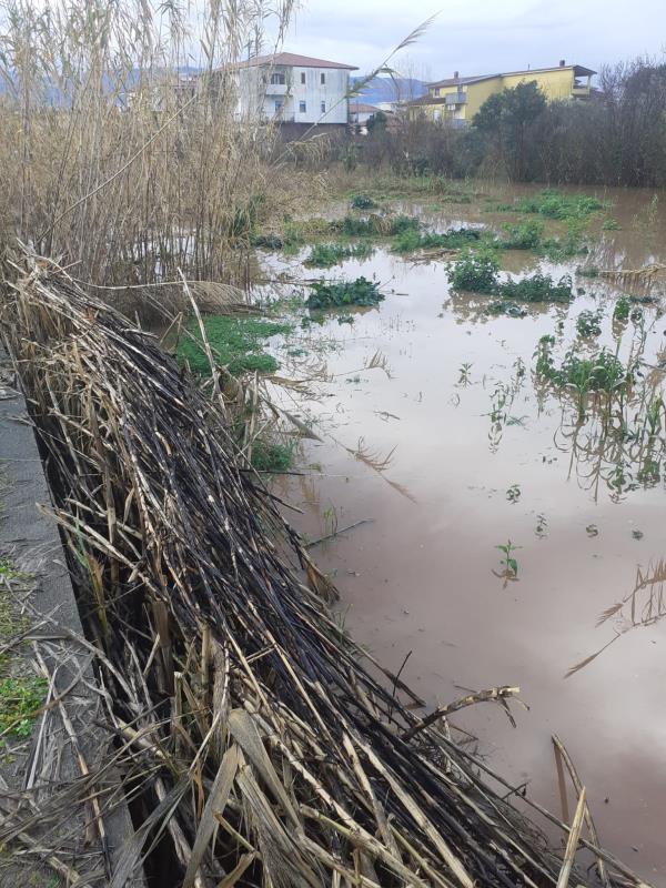 Messa in sicurezza del torrente Cantagalli a Lamezia Terme. Pitaro (G. Misto) presenta un’istanza a Spirlì e alla Prociv images Messa in sicurezza del torrente Cantagalli a Lamezia Terme. Pitaro (G. Misto) presenta un’istanza a Spirlì e alla Prociv