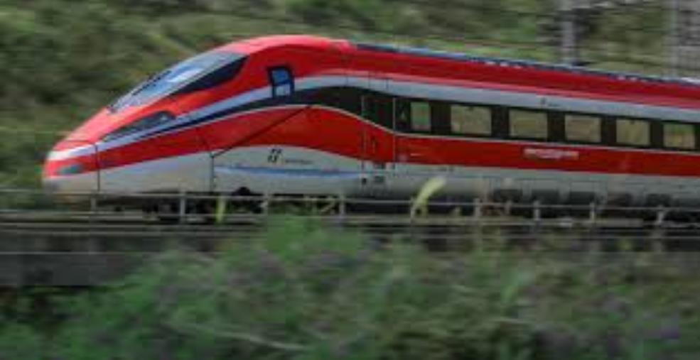 images Presentata la Trenitalia summer experience 2022: gli orari e i servizi dell’offerta estiva in Calabria 
