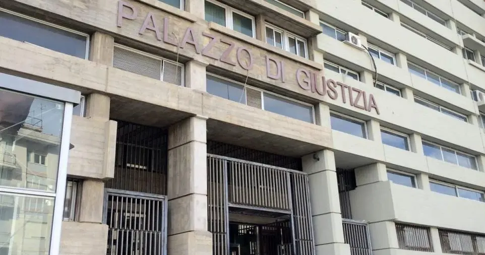 images Casa a luci rosse a Rende: assolta una donna cinese