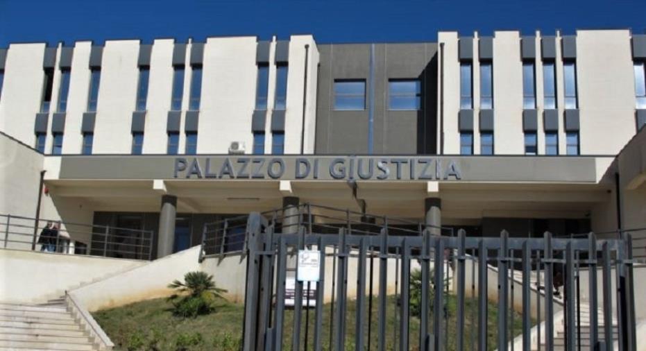 "Riaprire il Tribunale di Rossano", l'appello di "Cambiamo" al presidente Spirlì
images "Riaprire il Tribunale di Rossano", l'appello di "Cambiamo" al presidente Spirlì