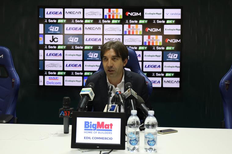 Post Cosenza-Spezia, Trinchera: “Momento difficile, giusto prenderci nostre responsabilità” images Post Cosenza-Spezia, Trinchera: “Momento difficile, giusto prenderci nostre responsabilità”