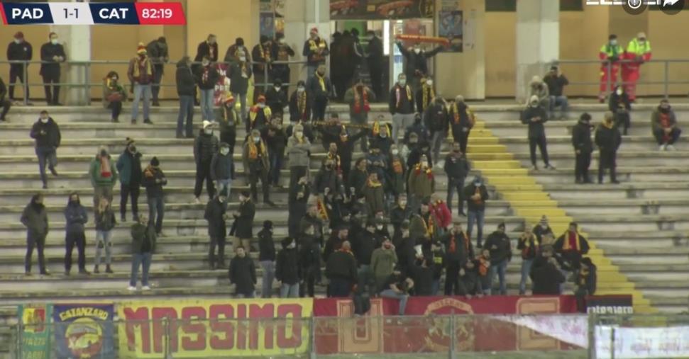 images COPPA ITALIA SERIE C, PADOVA vs CATANZARO: 1-1 finale. Le Aquile si accontentano del pareggio in superiorità numerica