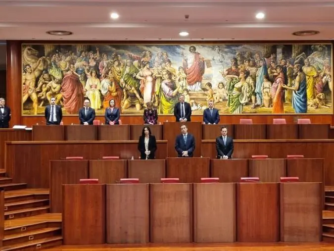 Consiglio regionale in lutto per i migranti, Mancuso: "L'Europa adotti una strategia condivisa ed efficace" images Consiglio regionale in lutto per i migranti, Mancuso: "L'Europa adotti una strategia condivisa ed efficace"