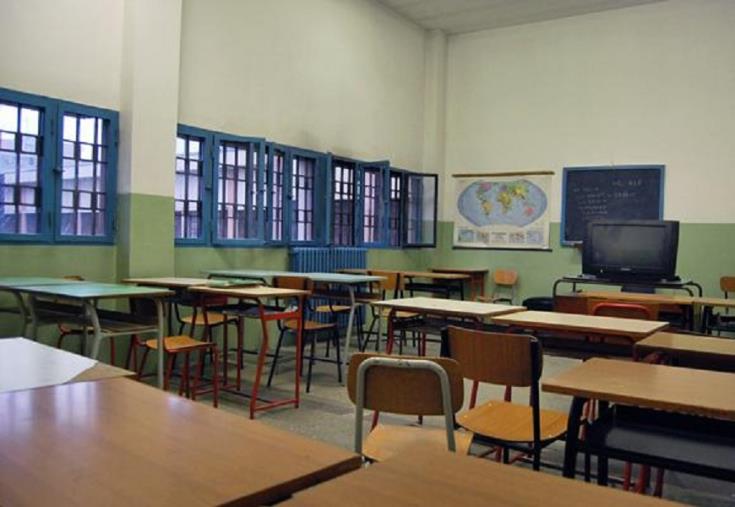 Covid. L'Unità di Crisi regionale: "Chiudere tutte le scuole per avviare la campagna vaccinale" images Covid. L'Unità di Crisi regionale: "Chiudere tutte le scuole per avviare la campagna vaccinale"