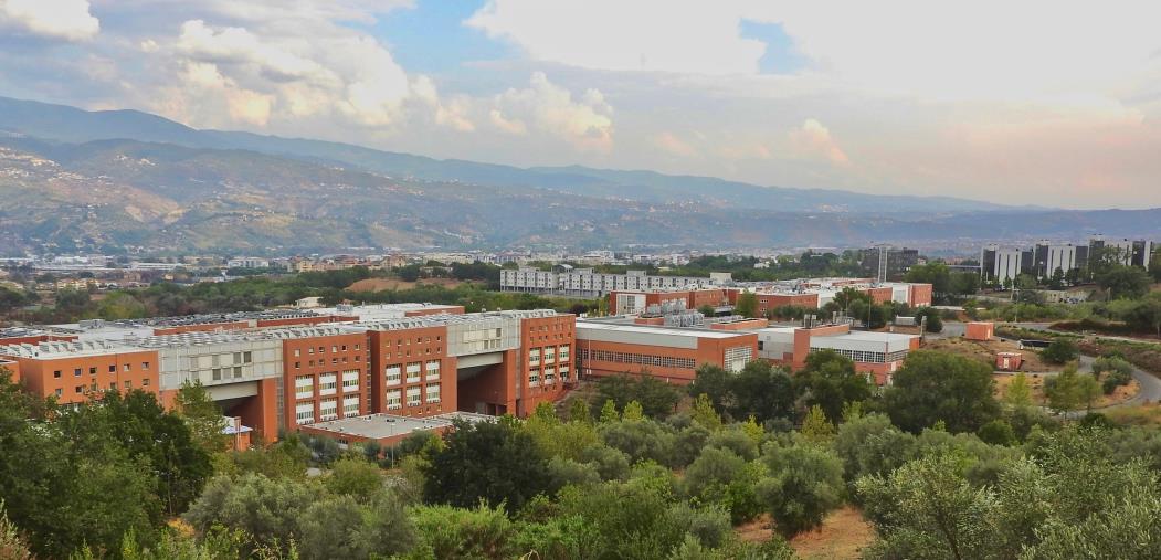 images Corsi di laurea in Infermieristica: 290 domande di iscrizione su 180 posti all'Unical, Sposato soddisfatto