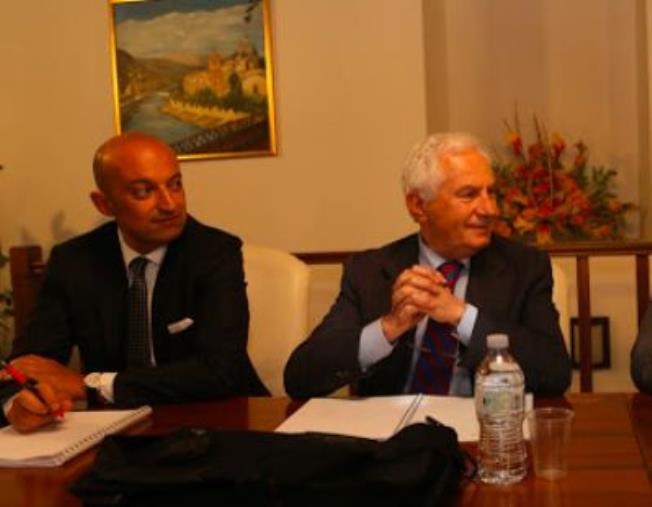 images Sistema Cosenza. Debiti imboscati e il 'signorino' di Roma. Scura e Ferrari 'accusano' Urbani 