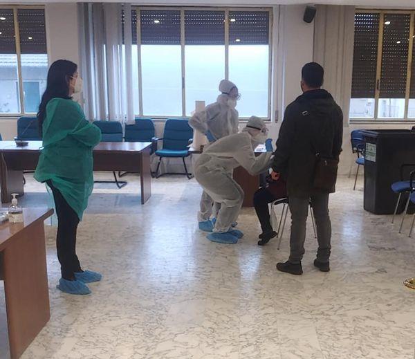 Vaccini. Attivato l'hub di Corigliano-Rossano: per ora prenotazioni solo per gli over 70 images Vaccini. Attivato l'hub di Corigliano-Rossano: per ora prenotazioni solo per gli over 70