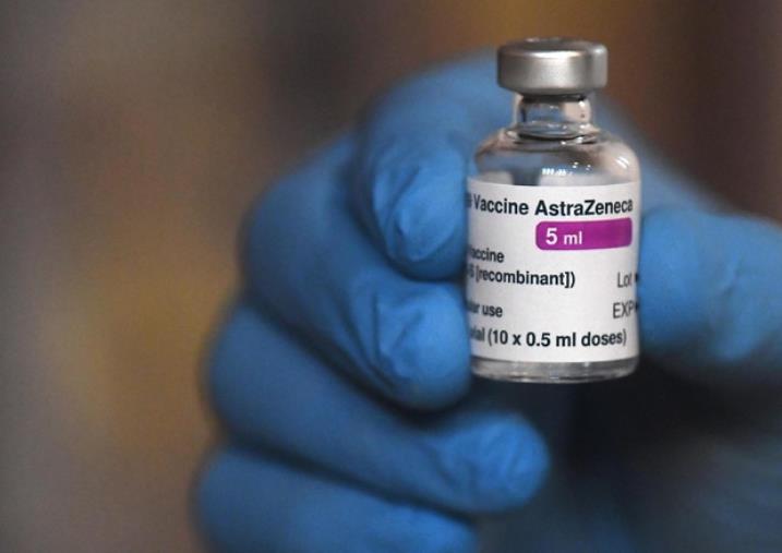 images Astrazeneca. Si va verso raccomandazione ad uso solo per over 60 