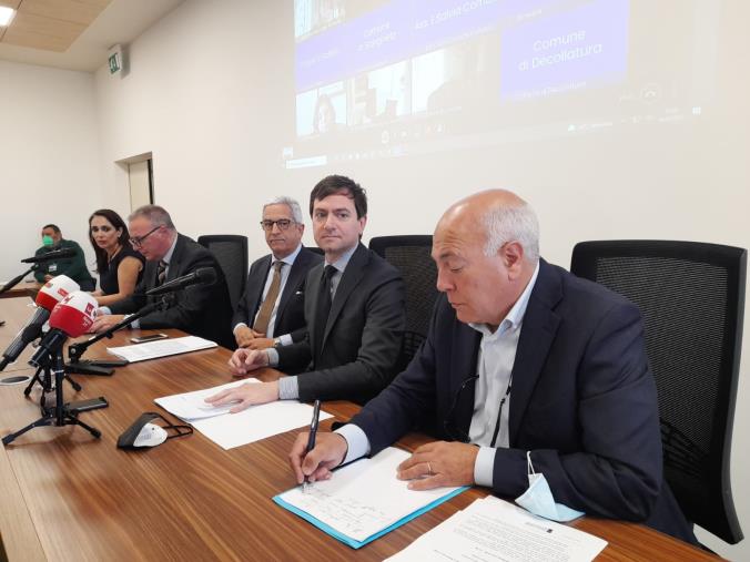 Regione, presentato il progetto Sibater per il recupero e la valorizzazione dei terreni agricoli images Regione, presentato il progetto Sibater per il recupero e la valorizzazione dei terreni agricoli