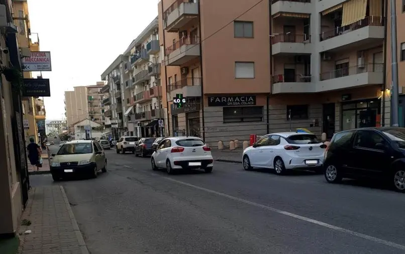 Catanzaro, Riccio chiede il ripristino della segnaletica per la sosta a tempo su Viale Crotone images Catanzaro, Riccio chiede il ripristino della segnaletica per la sosta a tempo su Viale Crotone