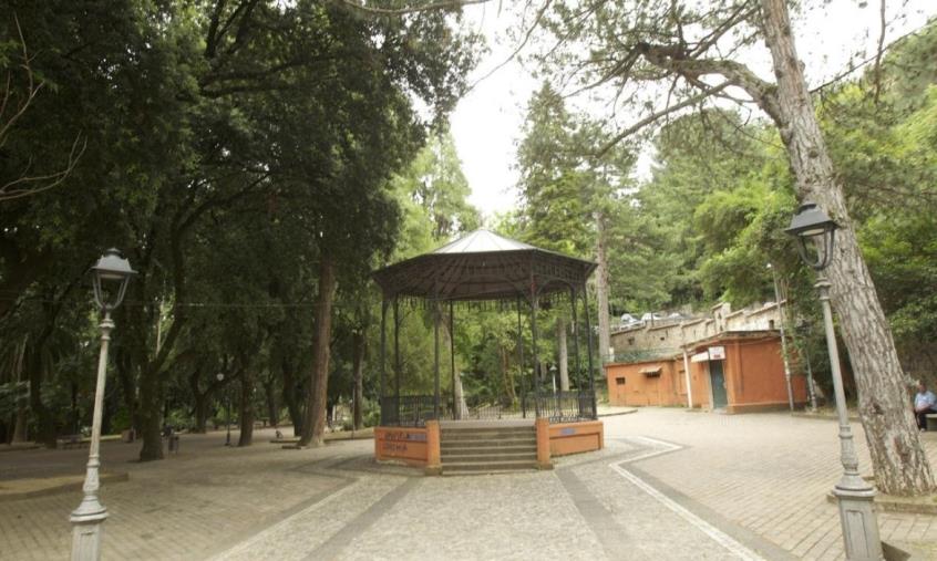 images Nuovo caso di violenza a Cosenza, 27enne sbattuta contro un muro e palpeggiata da un uomo 