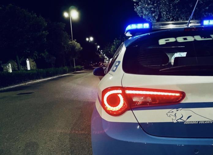 images Catanzaro, cercano di smontare materiale ferroso nella metropolitana in costruzione: arrestati 