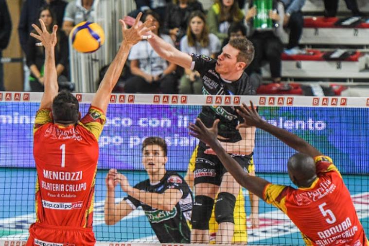 Volley SuperLega: Vibo batte Padova nel recupero e aggancia Cisterna nella lotta salvezza images Volley SuperLega: Vibo batte Padova nel recupero e aggancia Cisterna nella lotta salvezza