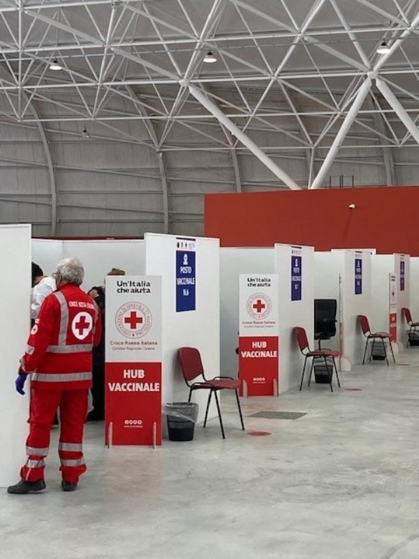 Vaccini. Csv Calabria centro: "Prezioso l'apporto dei volontari all'Ente Fiera di Catanzaro" images Vaccini. Csv Calabria centro: "Prezioso l'apporto dei volontari all'Ente Fiera di Catanzaro"