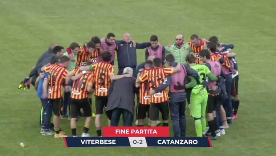 Viterbese vs Catanzaro: 0-2 finale. Le Aquile espugnano il "Rocchi" e salgono al secondo posto images Viterbese vs Catanzaro: 0-2 finale. Le Aquile espugnano il "Rocchi" e salgono al secondo posto