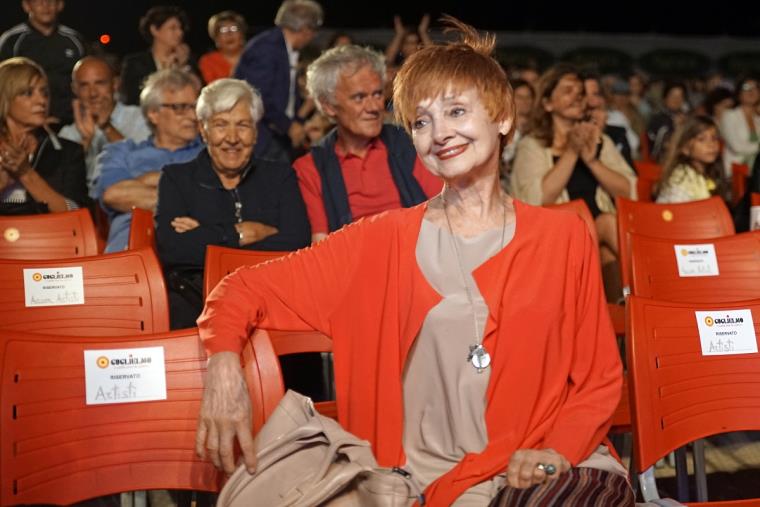 Jasmine Cristallo a La Nuova Calabria: "Fare giornalismo professionale è un atto rivoluzionario" images Jasmine Cristallo a La Nuova Calabria: "Fare giornalismo professionale è un atto rivoluzionario"