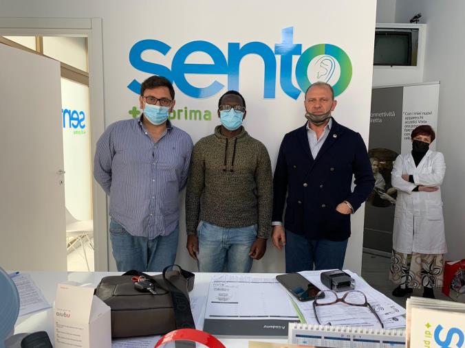 Catanzaro. La storia dello studente Lwanga e la macchina della solidarietà di Vitambiente images Catanzaro. La storia dello studente Lwanga e la macchina della solidarietà di Vitambiente