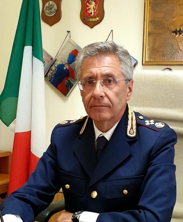 images Polizia di Stato di Lamezia Terme, Cannarella nuovo dirigente del commissariato di polizia: subentra a Pelliccia