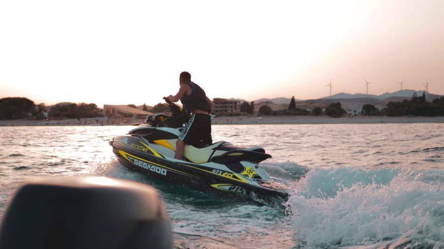 "Equipo", il catanzarese RealD continua a valorizzare la sua terra con il nuovo singolo images "Equipo", il catanzarese RealD continua a valorizzare la sua terra con il nuovo singolo