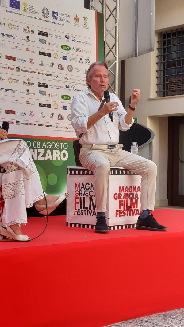 MGFF. John Savage protagonista della terza masterclass: "Spero che vengano portate molte storie da girare qui in Calabria"  images MGFF. John Savage protagonista della terza masterclass: "Spero che vengano portate molte storie da girare qui in Calabria"