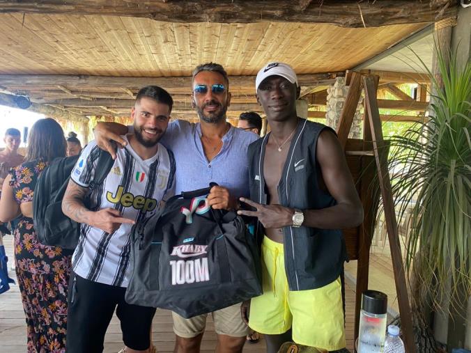 Il re dei social, Khaby Lame, in vacanza a Santa Caterina dello Jonio images Il re dei social, Khaby Lame, in vacanza a Santa Caterina dello Jonio