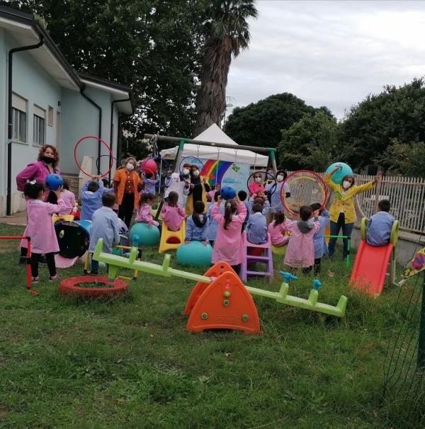 IC Cropani-Simeri Crichi. Il plesso infanzia di via Chiaravalloti riparte con il progetto "Gioco-Fiabe" images IC Cropani-Simeri Crichi. Il plesso infanzia di via Chiaravalloti riparte con il progetto "Gioco-Fiabe"