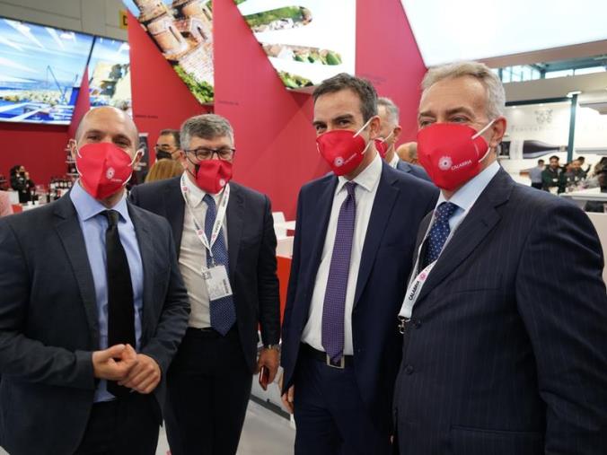 Vinitaly, Gallo: "La Calabria ritorna dopo 2 anni, l'Italia riparte, deve ripartire anche la Calabria" images Vinitaly, Gallo: "La Calabria ritorna dopo 2 anni, l'Italia riparte, deve ripartire anche la Calabria"