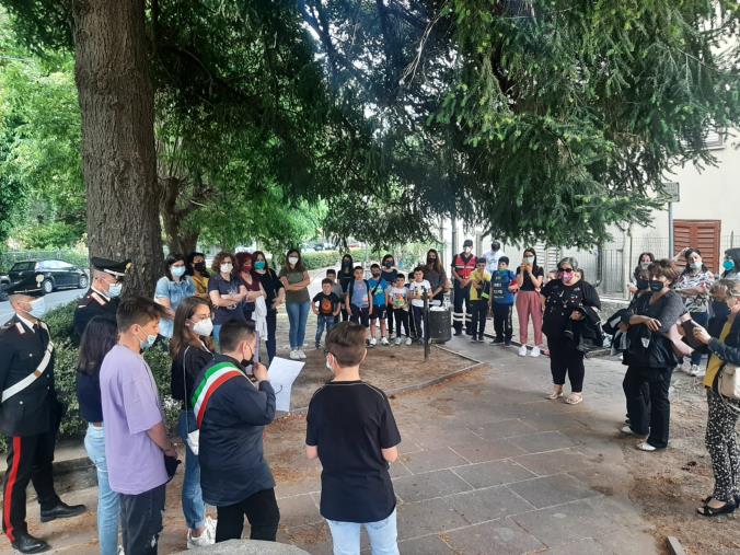 Petronà. La scuola ricorda Giovanni Falcone con la settimana della legalità: vicinanza anche a Gratteri images Petronà. La scuola ricorda Giovanni Falcone con la settimana della legalità: vicinanza anche a Gratteri