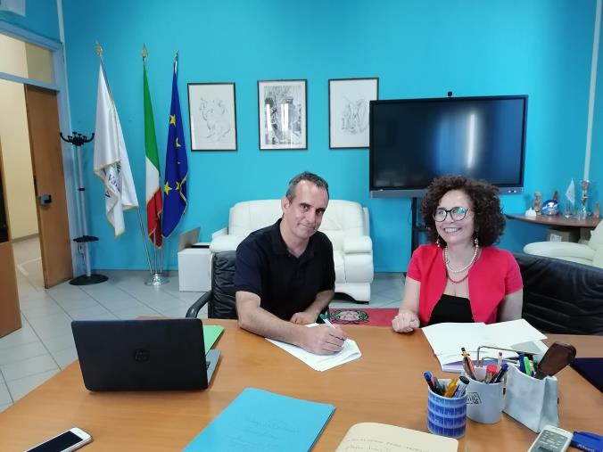 Vibo, al Liceo "G. Berto" la visita del prof. Anderson dell'Istituto 'Nazaret' di San Sebastian images Vibo, al Liceo "G. Berto" la visita del prof. Anderson dell'Istituto 'Nazaret' di San Sebastian