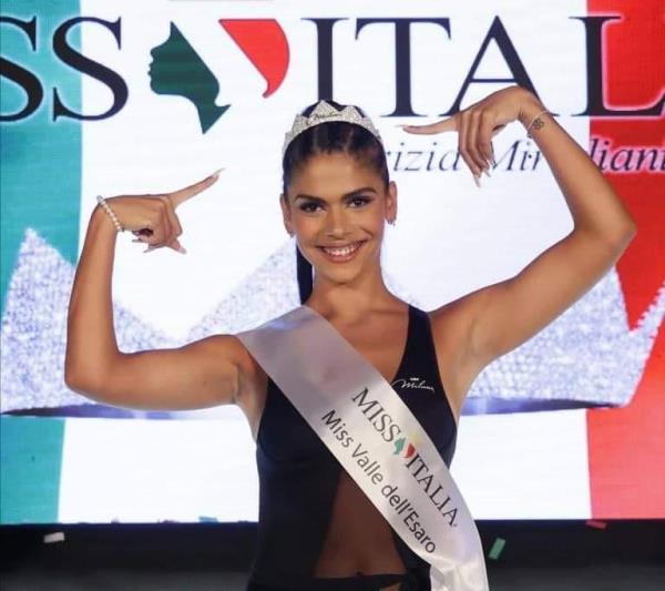 Zari Mastruzzo è la nuova Miss Valle dell’Esaro 2022 images Zari Mastruzzo è la nuova Miss Valle dell’Esaro 2022