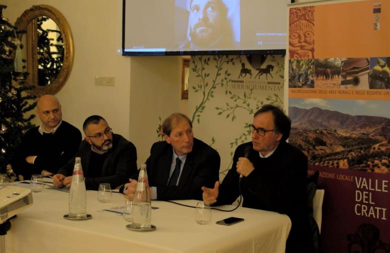 Filiera vitivinicola, dalla potatura alla vendita: al via i seminari del GAL Valle del Crati images Filiera vitivinicola, dalla potatura alla vendita: al via i seminari del GAL Valle del Crati