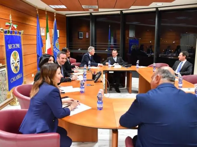 Regione, ok della Giunta a delibere su salute, rifiuti, politiche sociali e lavoro
 images Regione, ok della Giunta a delibere su salute, rifiuti, politiche sociali e lavoro